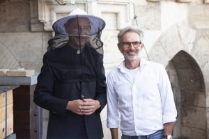 Dompfarrer Toni Faber mit Domimker Gregor de Lijzer